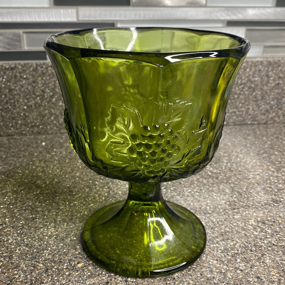 Green Indiana Glass Colony Grape‎ Harvest Large Pedestal